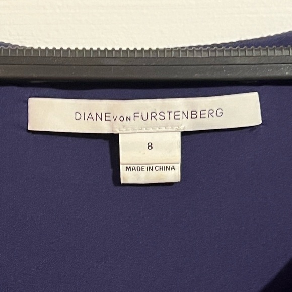 DIANE VON FURSTENBERG • BEVIN RUCHED WASIT • DRESS - Picture 6 of 8